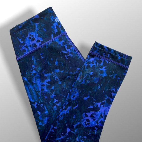 Lululemon Wunder Under *Full-On LuonFloral Sport Backdrop Iris Flower. - Picture 5 of 14